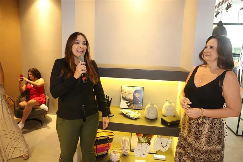 Ana Carolina Pinto e Andrea Araújo