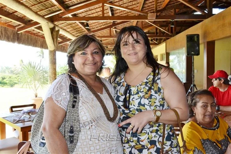 Edileuza Mendonça e Cláudia Guedes
