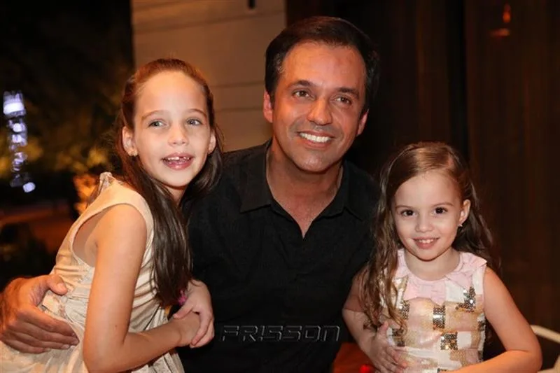 Fernando Novais e Filhas
