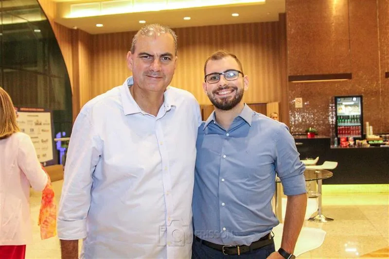 Alexandre e Davi Sales