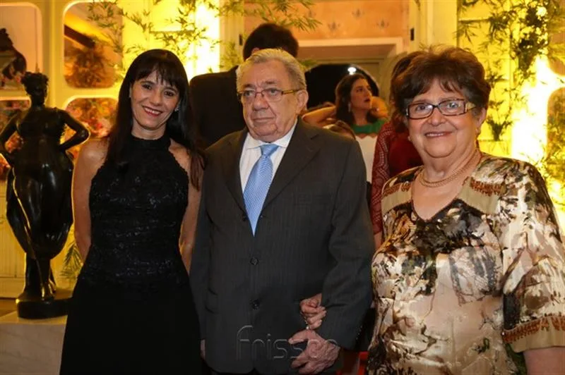 Adriane Hortencio, Carlos Batista e Nair de Castro