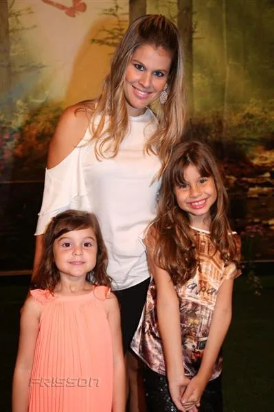Ana Clara, Carol e Maria Eduarda Cantal