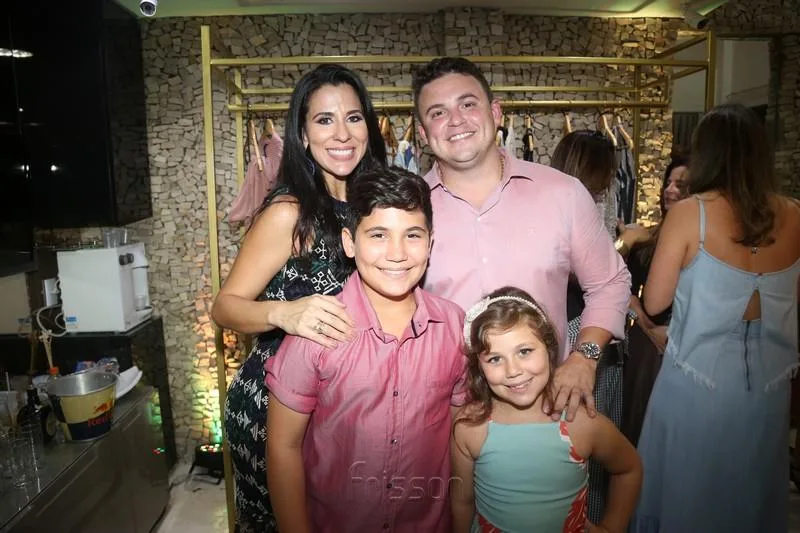Cadu, Lara, Lorena Leão e Carlos Sobreira