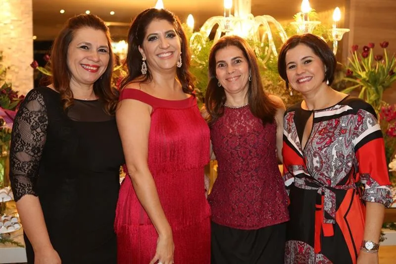 Edna Barros, Elisa Oliveira, Isabella Brasil e Paula Castro