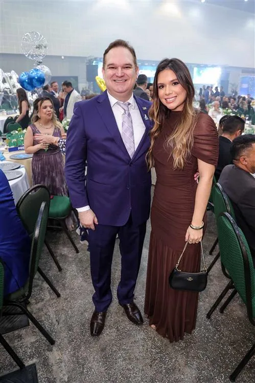 Cefas e Lara Melo