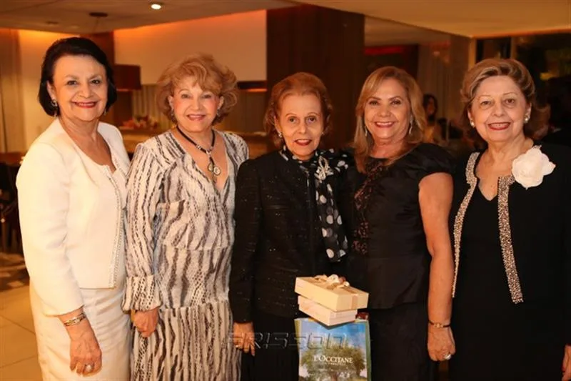 Fátima Sanford, Rochelle Bonorandi, Margarida Borges, Beth Sampaio e Lúcia Pierre