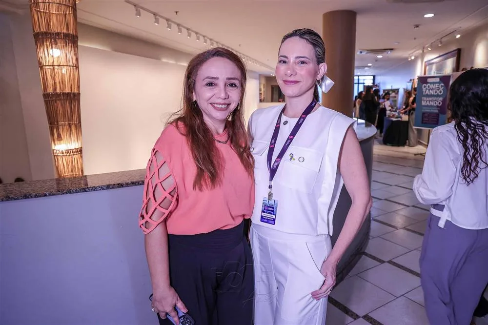 Aline Golveia e Gaida Dias