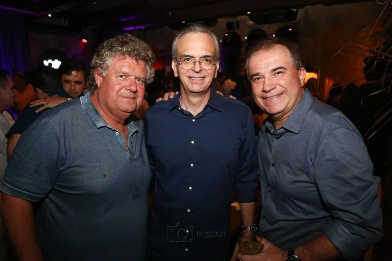 Aniversário de Élcio Batista