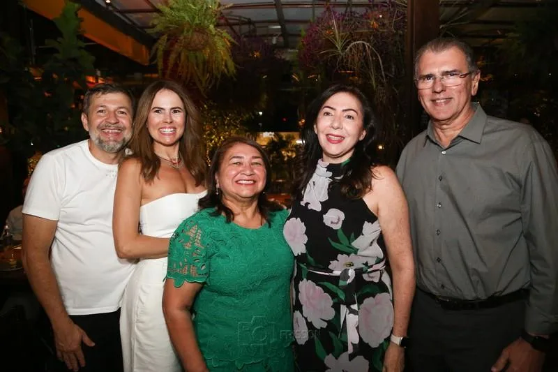 Aniversário de Élcio Batista