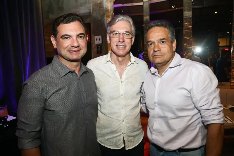 Aniversário de Élcio Batista