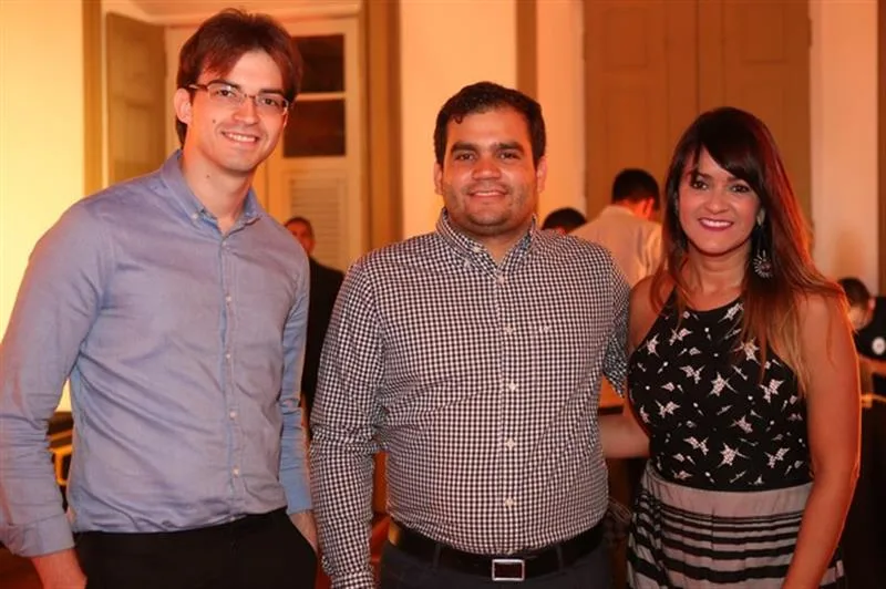 Carlos Carvalho, Rafael Lopes e Flavia Gouveia