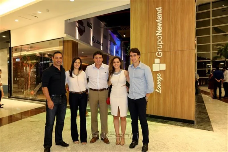 Ronaldo Munhoz, Mayra, Luis, Gabriela e Rodrigo Carvalho