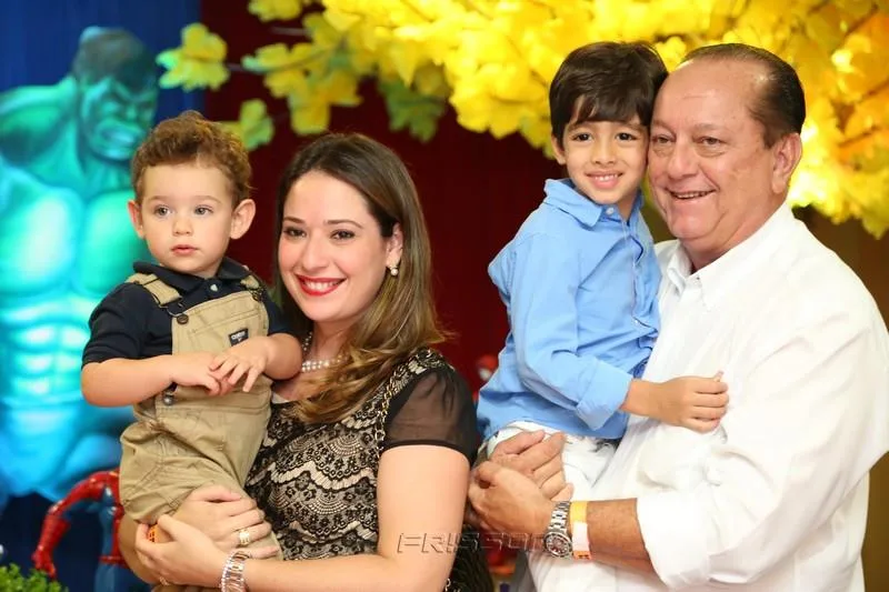 Aniversário de Rafael Neto