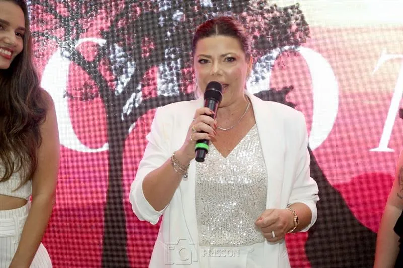 Anne Caroline Nascimento