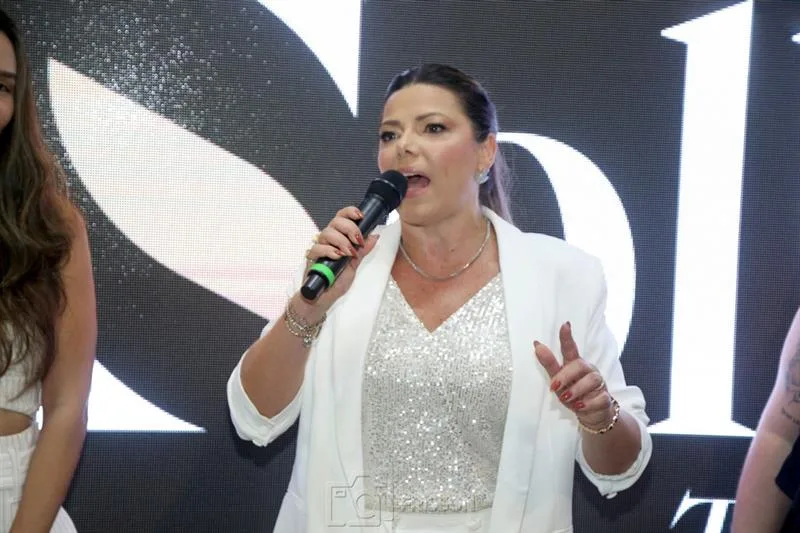 Anne Caroline Nascimento