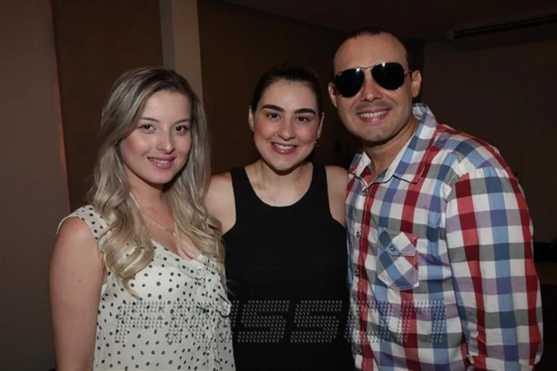 Amanda Estanislau, Lia Pinheiro e Julio Macedo