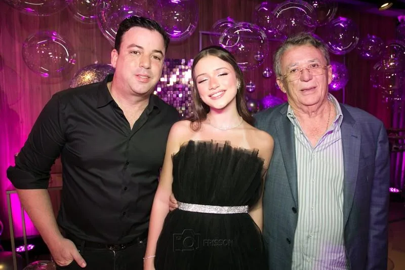 15 Anos de Sarah Falcão