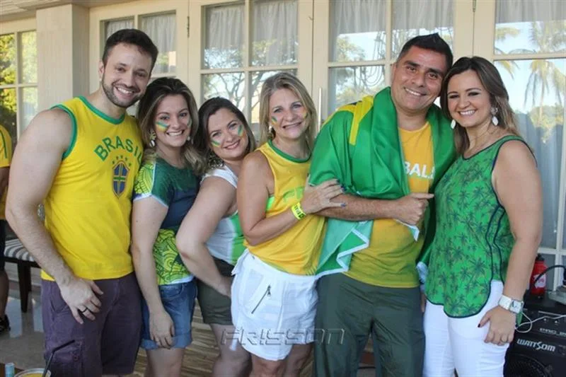 Mário Eleutério, Simone Bazzan, Briane de Castro, Rosângela Souza, Luciano Vidal e Paula Roberta