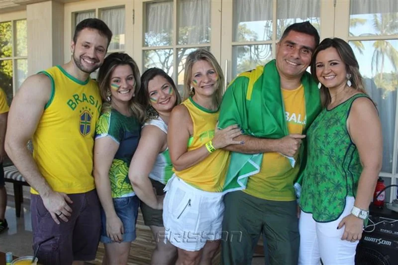 Mário Eleutério, Simone Bazzan, Briane de Castro, Rosângela Souza, Luciano Vidal e Paula Roberta