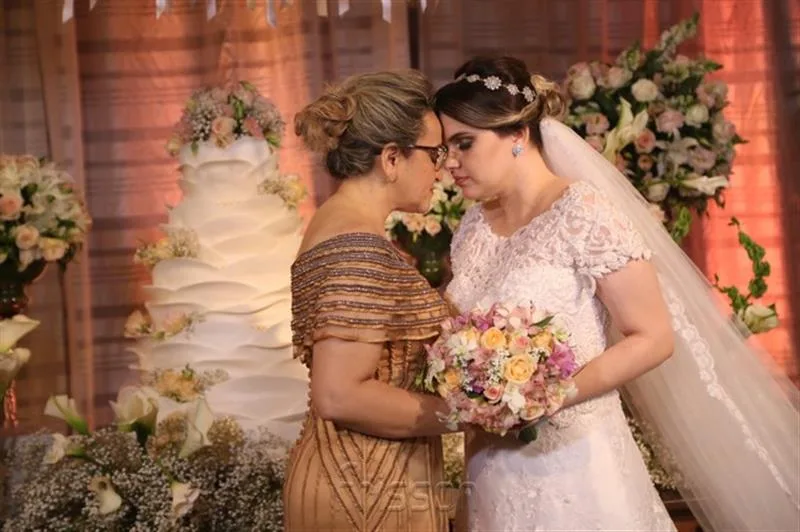 Angela Marcia e Isabela Colari