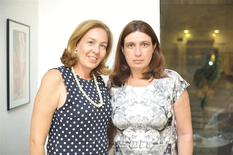 Caroline e Bianca Salvador