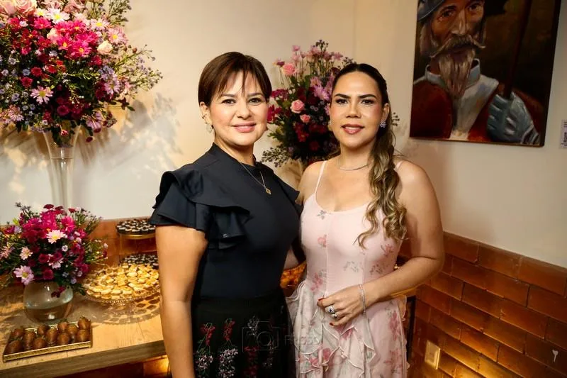 Alessandra Viana e Ivana Lucena