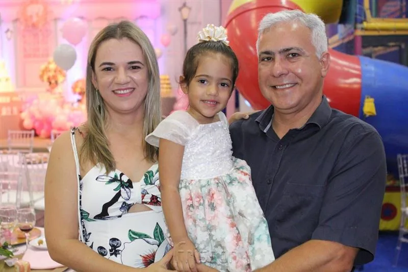 Albineia, Isabella e Francisco Paiva