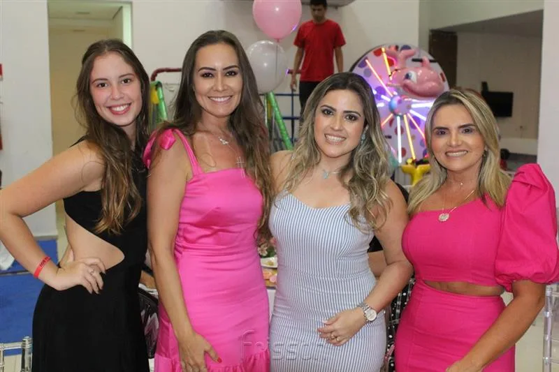Ana Luisa, Greyciane Castelo, Poliana Pessoa e Tereza Saudanha