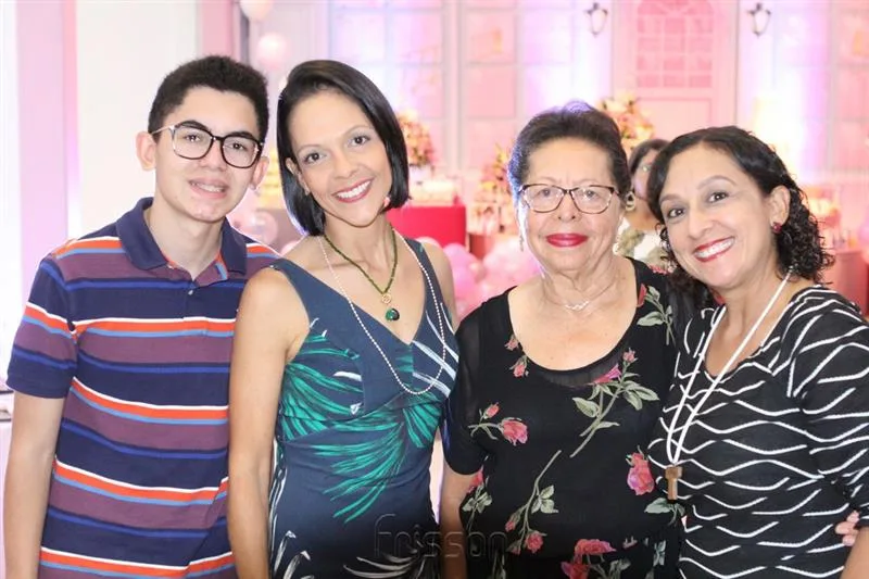 Arthur, Adriana, Margarida e Luisa Braga