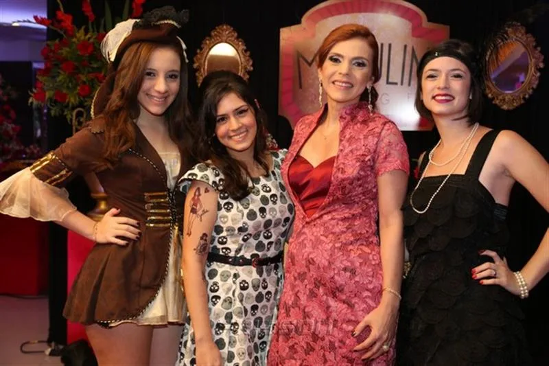 Ana Vitoria, Rebeca, Edilia Araújo e Dayane Mamede