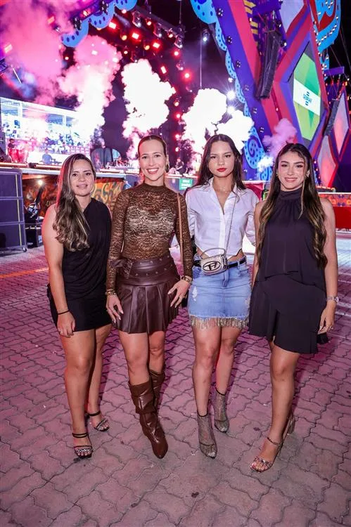 Aline Vidal, Brenda Gon, Atina Vieira e Jéssica Rocha