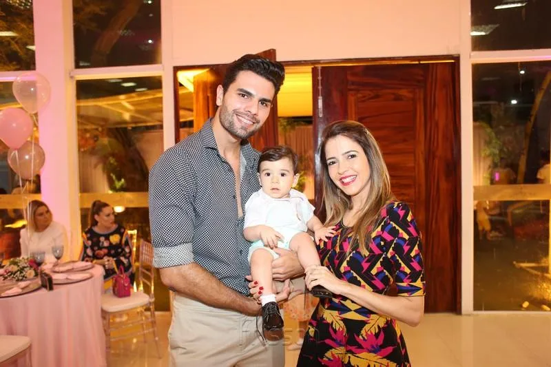 Alisson e Isac Francione e Sara Diniz