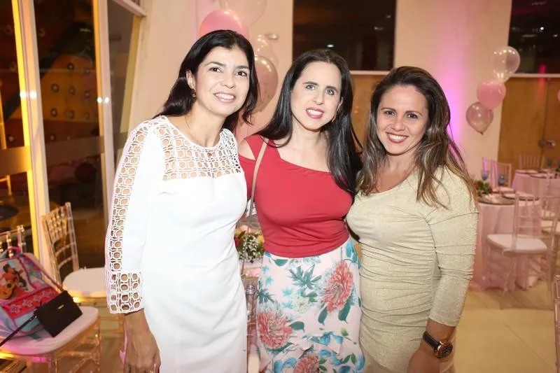 Ana Carla Novais, Andréa Meneses e Danielle Matos