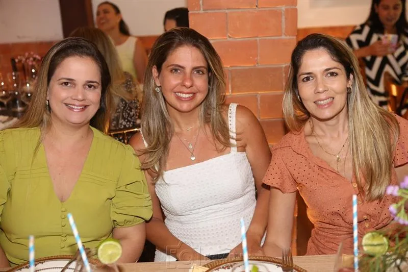 Daniele de Moraes, Fernanda Landim e Manuella Regadas