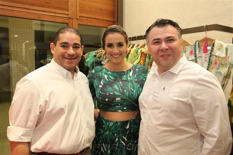 Alexandre Pita, Juliana Uchoa e André Monte