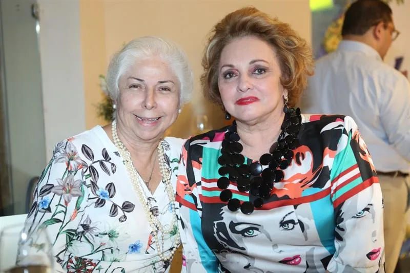 Alódia Guimarães e Alessandra Aragão