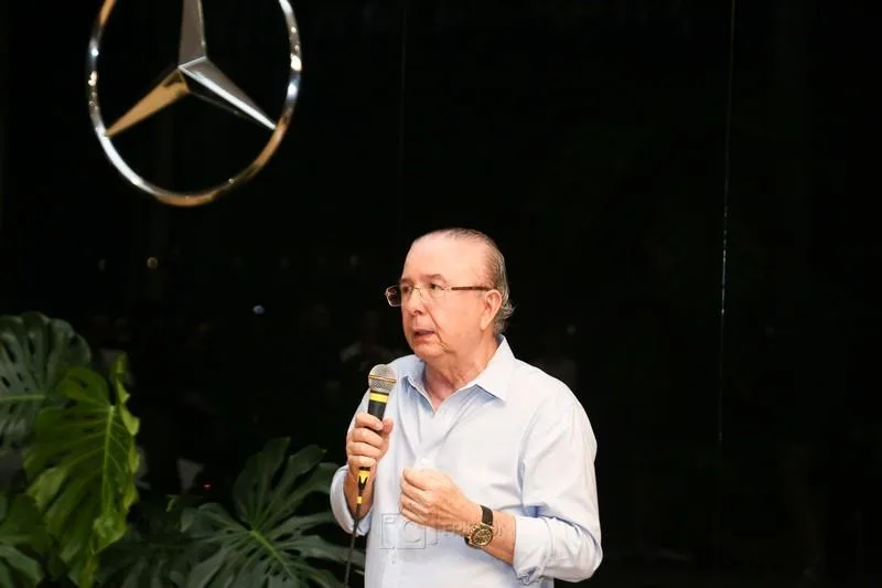 Antônio José Mello