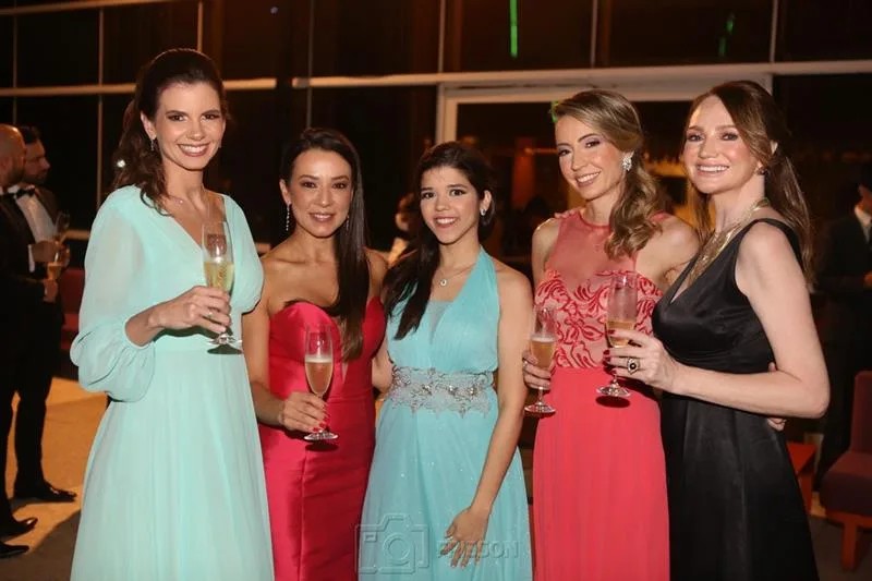 Ana Carolina Studart, Andressa Ballarin, Jordana Guimarães, Tayanna Graga e Margarita Ubaldo