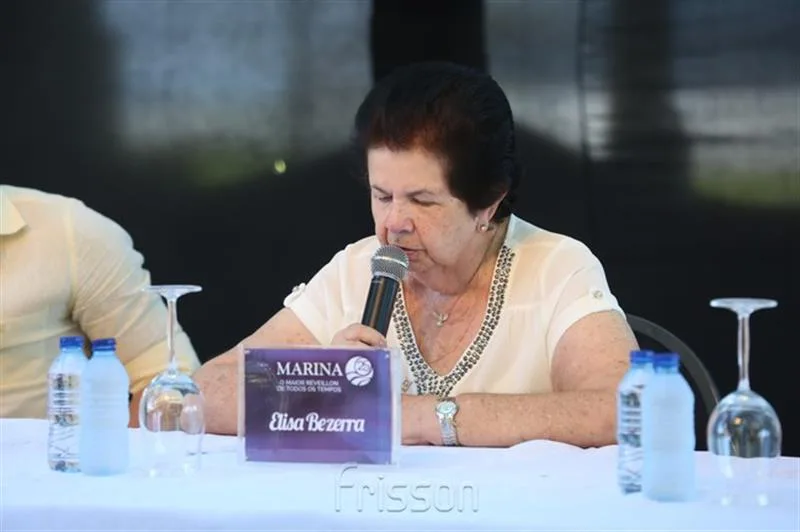 Elisa Bezerra