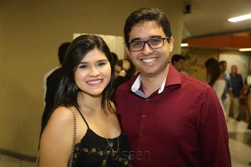Ana Lays e Vitor Amador
