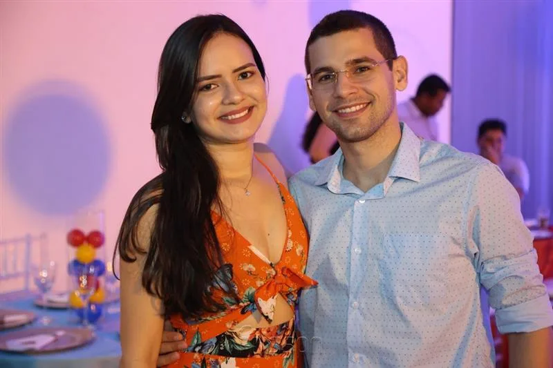 Ana Karla Oliveira e Italo Melo