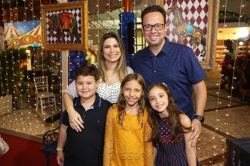 Ana, Daniel, Assis, Aninha e Júlia Joca