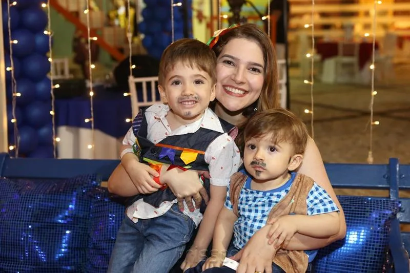 Arthur, Carolina e Guilherme Pinheiro