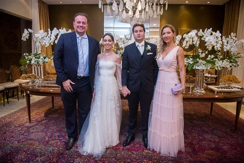 Adriano Nogueira, Natasha Dias Branco, André e Carmen Rangel