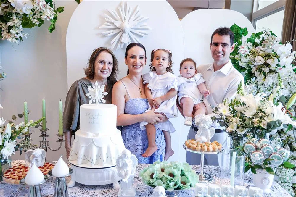 Batizado Rafael e Rebeca Costa Lima