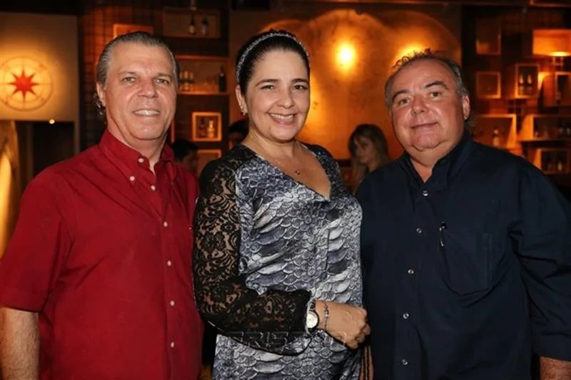 Cláudio e Giana Studart, Pedro Carapeba