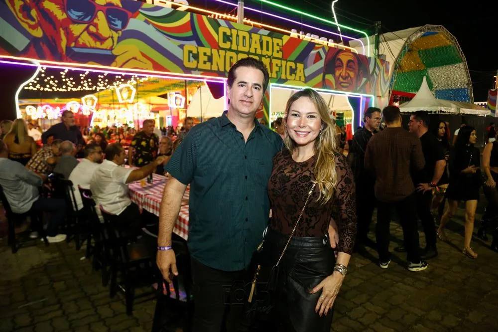 Flávio Menezes e Talynie Mihaliuc