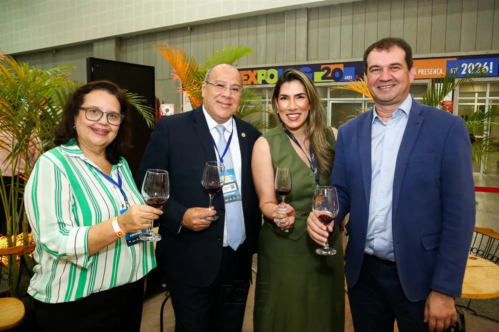 Inês Daou, Luis Martinez, Natália Fernandes e Josbertini Clemente