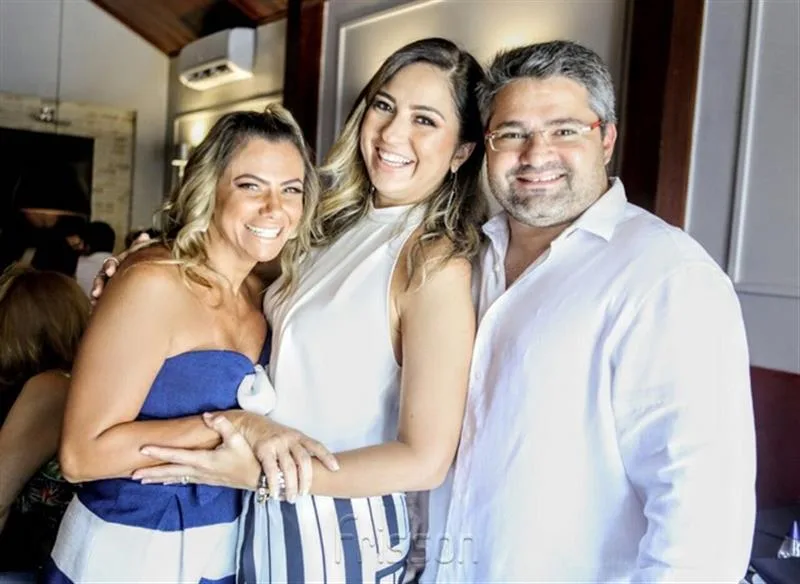 Vanessa Queiros, Marcela Camurça e Mario Queiros