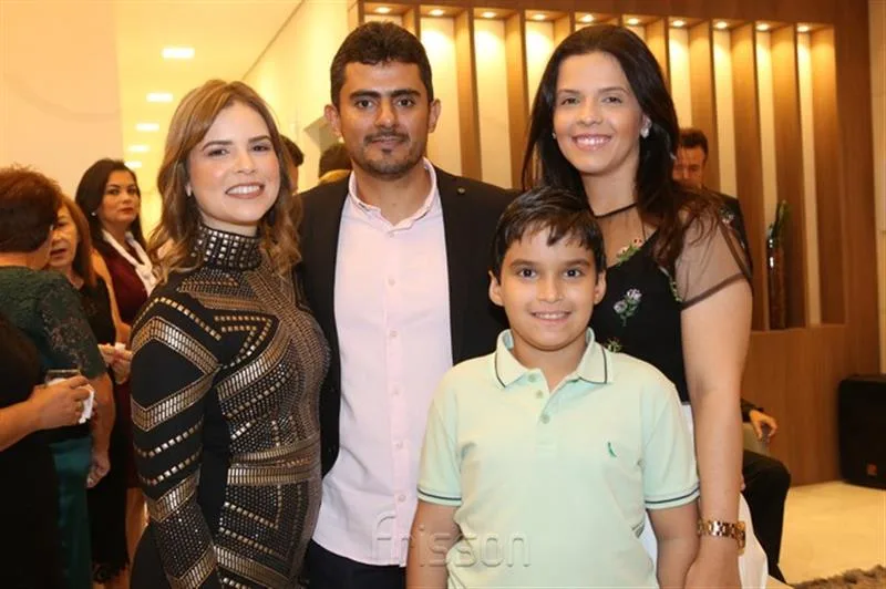 Anna Carolina Craveiro, Adairton Brito, João Henrique e Luciana Aquino